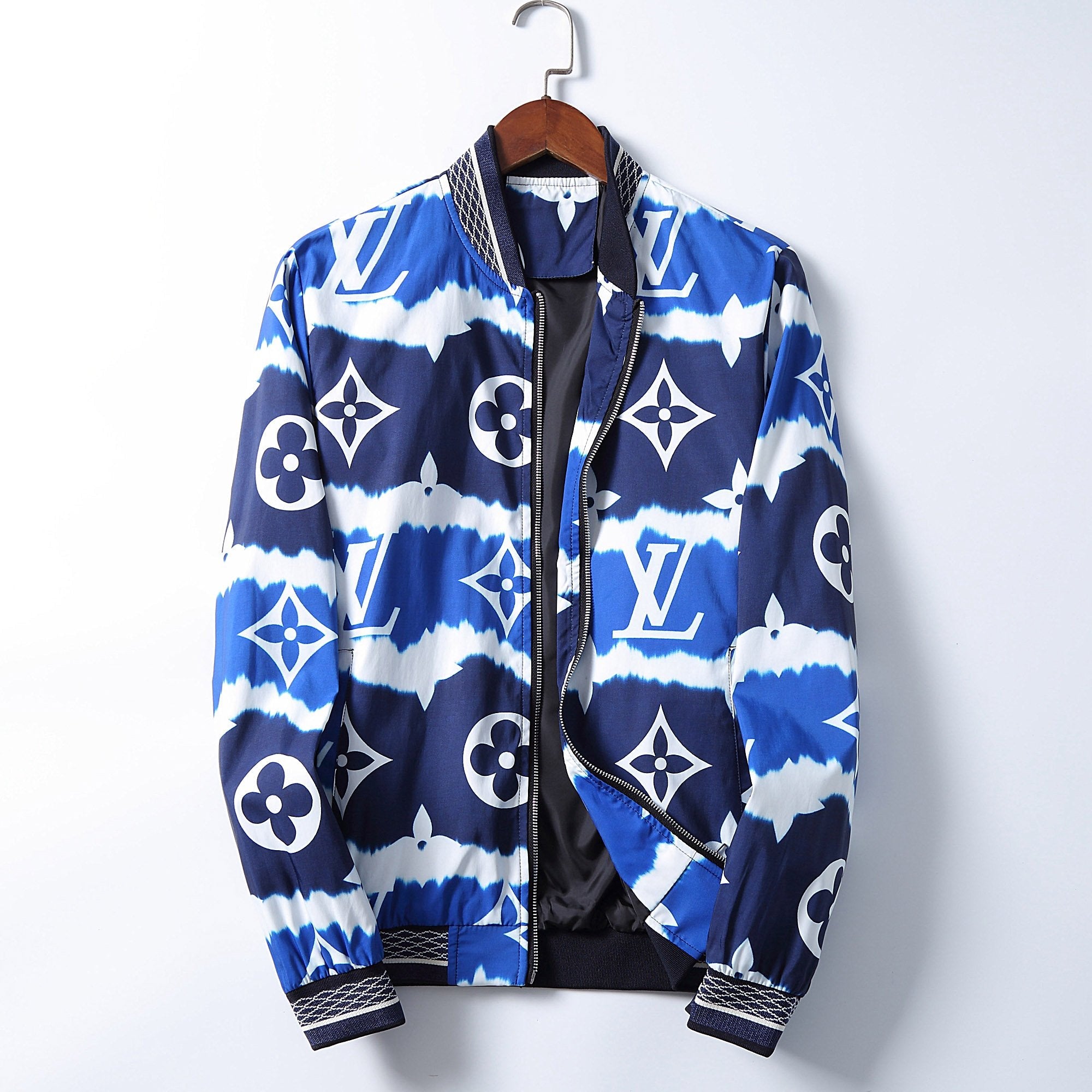 LOUIS VUITTON - VESTE 