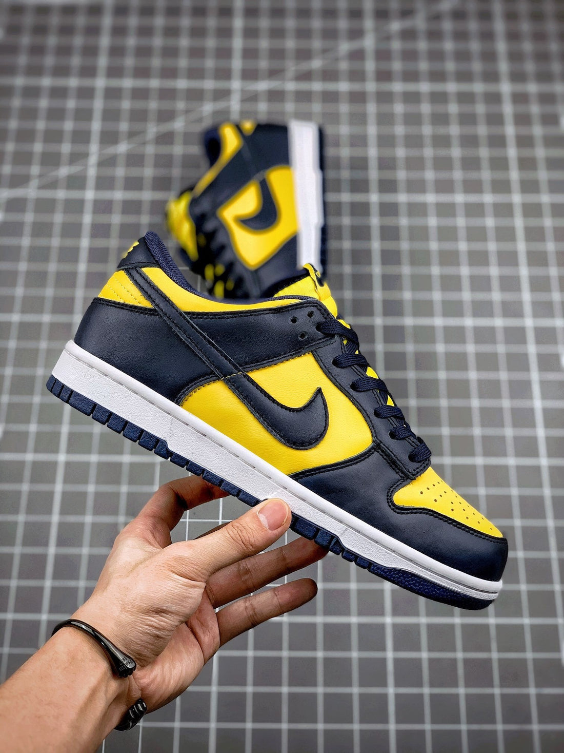 NIKE DUNK LOW « MICHIGAN » 