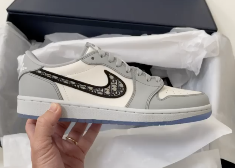 DIOR X NIKE - AIR JORDAN 1 BAJO 