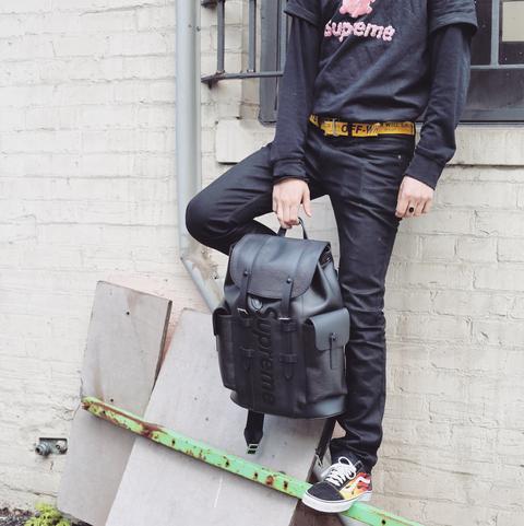 SUPREME X LOUIS VUITTON - SAC À DOS 