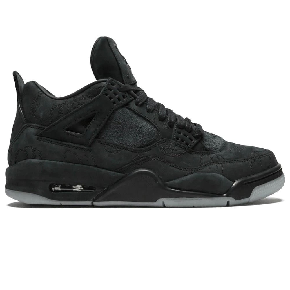 AIR JORDAN 4 « CHAT NOIR KAWS » 