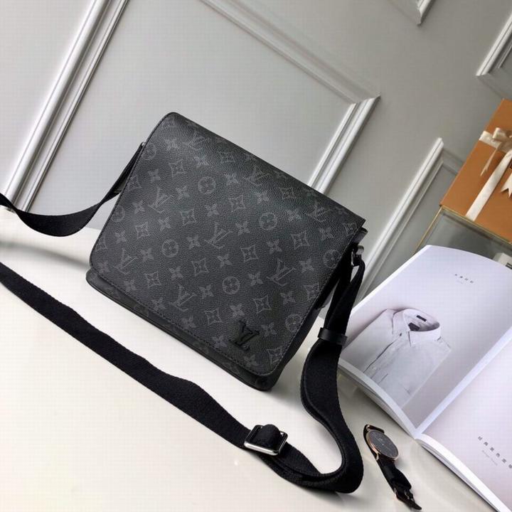 LOUIS VUITTON - SAC À BANDOULIÈRE 