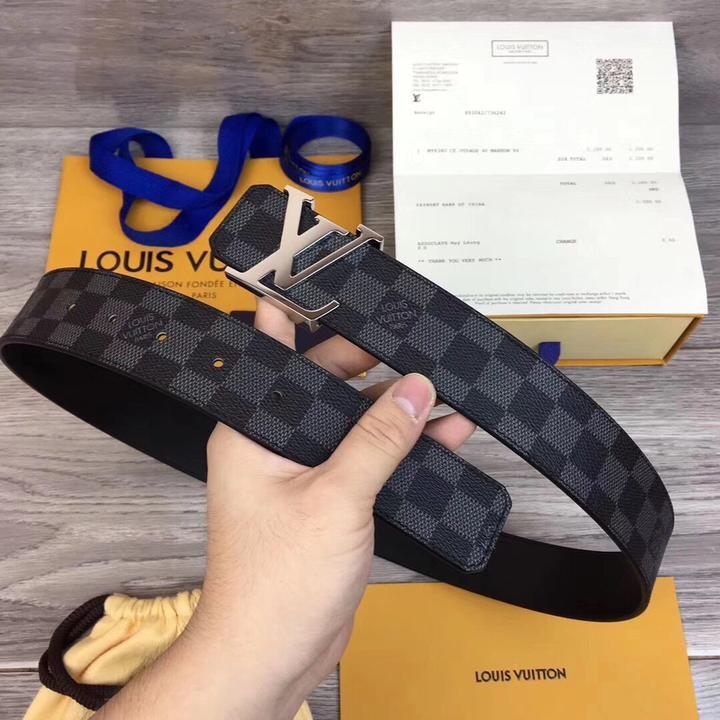 LOUIS VUITTON - CEINTURE EN TOILE 