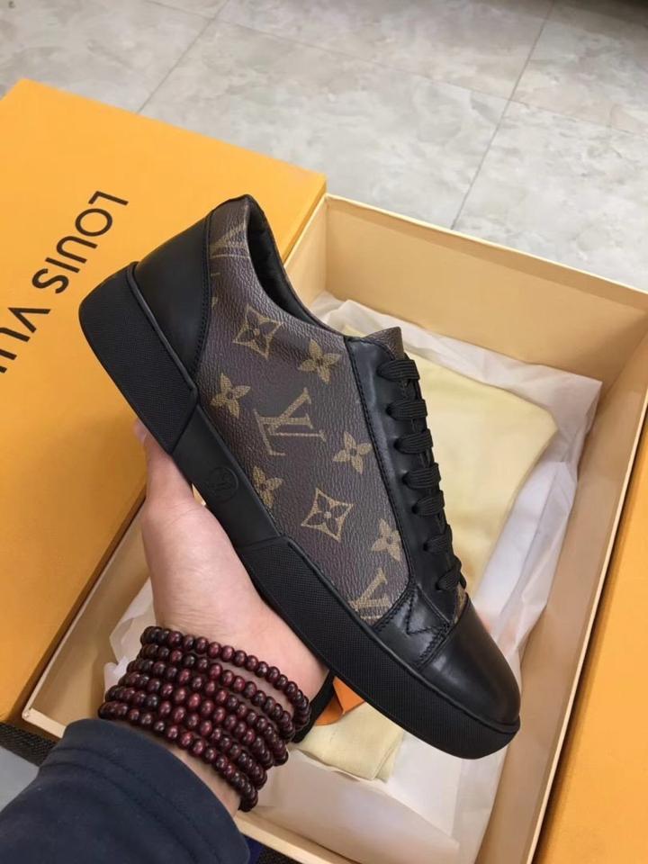 LOUIS VUITTON - ZAPATILLA