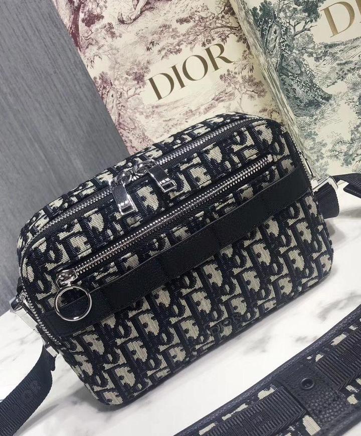 CHRISTIAN DIOR - SAC MESSAGERIE 