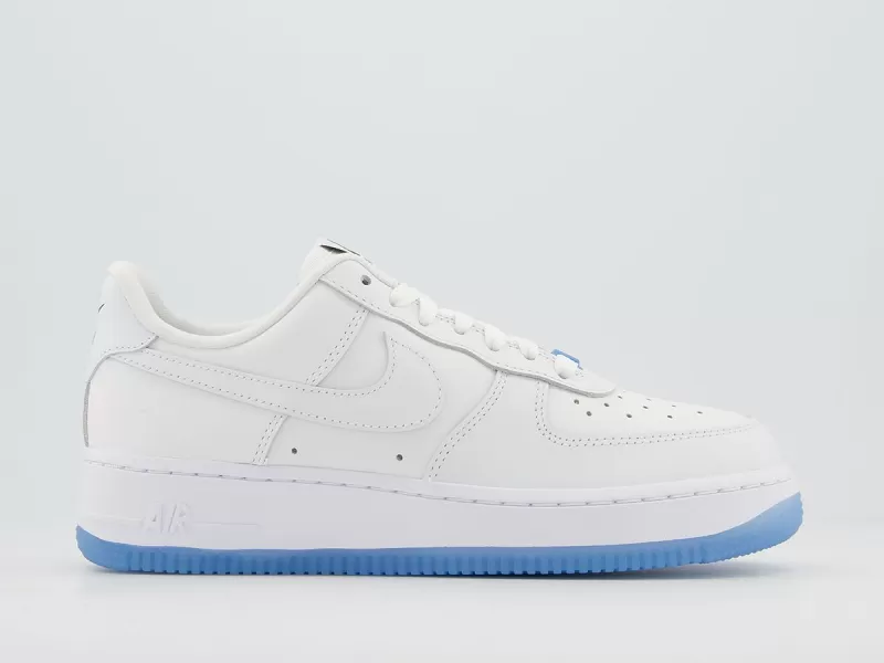 NIKE AIR FORCE 1 UV REACTION M ( ELLES CHANGENT DE COULEUR AU SOLEIL ) 